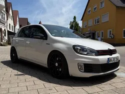 Weiß Gebraucht 2012 VW Golf VII GTI Limousine | 8.300 € (Superpreis)