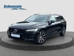 Onyx black (schwarz) Gebraucht 2024 Volvo V60 Plus Kombi | 36.460 € (Guter Preis)