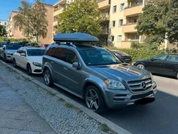 Grau Gebraucht 2011 Mercedes GL350 AMG line SUV | 16.900 €