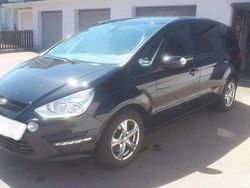 Schwarz Gebraucht 2010 Ford S-MAX Trend Van / Kleinbus | 4.900 € (Teuer)