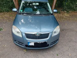 Grau Gebraucht 2007 Skoda Fabia Ambiente Limousine | 1.900 € (Guter Preis)