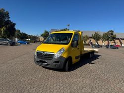 Gelb Gebraucht 2017 Opel Movano Van | 18.999 €