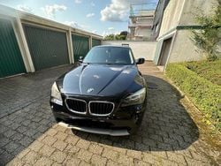 Schwarz Gebraucht 2011 BMW X1 Sport Line SUV | 8.900 € (Fairer Preis)