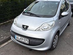 Silber Gebraucht 2008 Peugeot 107 Filou Kleinwagen | 2.222 € (Fairer Preis)