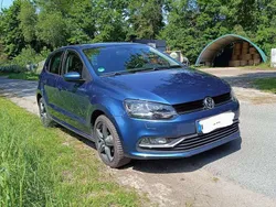 Blau Gebraucht 2015 VW Polo LOUNGE Limousine | 11.999 € (Fairer Preis)