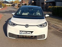 Weiß Gebraucht 2021 VW ID.3 Pro Performance Kleinwagen | 20.750 € (Fairer Preis)