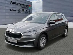 Graphite grau metallic Gebraucht 2024 Skoda Fabia Ambition Kleinwagen | 24.990 € (Etwas zu teuer)