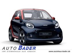 Blau Gebraucht 2023 Smart ForTwo Electric Drive Passion Exclusive Cabrio | 18.450 € (Fairer Preis)
