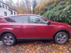 Rot Gebraucht 2018 Toyota RAV4 Hybrid Comfort SUV | 25.000 € (Fairer Preis)