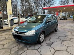 Grün Gebraucht 2001 Opel Corsa Kleinwagen | 1.600 €