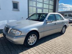 Silber Gebraucht 1993 Mercedes C280 Elegance Limousine | 9.200 €