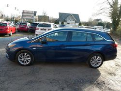 Blau Gebraucht 2021 Opel Astra Elegance Kombi | 9.999 € (Fairer Preis)