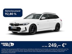 Weiss / alpinweiss Gebraucht 2022 BMW 320e M Sport Kombi | 27.850 € (Fairer Preis)