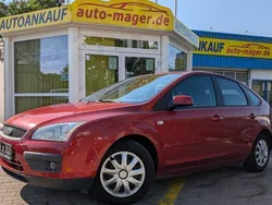 Rot Gebraucht 2008 Ford Focus Limousine | 950 € (Superpreis)
