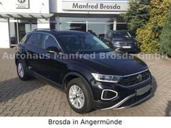 Schwarz Neu 2024 VW T-Roc Life SUV | 35.999 € (Etwas zu teuer)