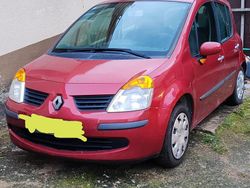 Rot Gebraucht 2006 Renault Modus Van / Kleinbus | 1.200 €