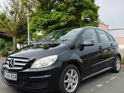 Schwarz Gebraucht 2008 Mercedes B180 Van / Kleinbus | 2.950 € (Fairer Preis)