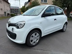 Weiß Gebraucht 2015 Renault Twingo Life Kleinwagen | 6.750 € (Guter Preis)