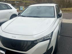 Weiß Gebraucht 2022 Peugeot 308 Allure Kombi | 15.280 € (Superpreis)