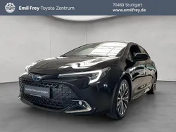 Mysticschwarz mica Gebraucht 2023 Toyota Corolla Team Limousine | 25.750 € (Fairer Preis)