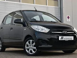Schwarz Gebraucht 2013 Hyundai i10 Edition Kleinwagen | 3.999 € (Fairer Preis)
