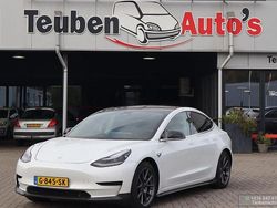 Weiß Gebraucht 2019 Tesla Model 3 Standard Range Limousine | 17.985 € (Fairer Preis)