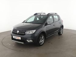Grau Gebraucht 2019 Dacia Sandero Prestige Limousine | 10.890 € (Teuer)