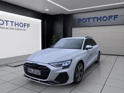 Gletscherweiß metallic Gebraucht 2025 Audi A3 Ambiente | 40.750 €