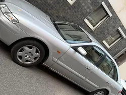 Grau Gebraucht 2001 Mazda 626 Limousine | 2.100 €