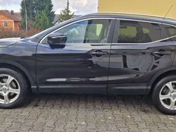 Schwarz Gebraucht 2014 Nissan Qashqai Tekna SUV | 9.500 € (Etwas zu teuer)