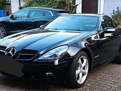 Schwarz Gebraucht 2025 Mercedes 200 Cabrio | 6.000 €