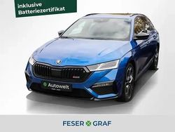 Raceblau metallic Gebraucht 2022 Skoda Octavia RS Kombi | 22.940 €