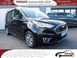 Agate black Gebraucht 2021 Ford Tourneo Titanium Van / Kleinbus | 25.899 € (Etwas zu teuer)
