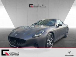 Grau (grigio matt) Neu 2025 Maserati Granturismo Coupé | 197.900 €
