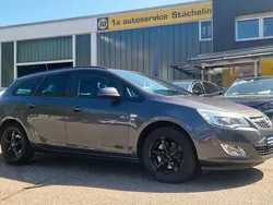 Grau Gebraucht 2012 Opel Astra S Kombi | 8.280 € (Etwas zu teuer)