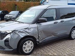 Silber Gebraucht 2025 Ford Tourneo Van / Kleinbus | 18.980 €