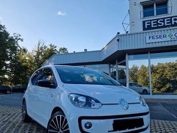 Weiß Gebraucht 2013 VW up! high up! Kleinwagen | 7.300 € (Fairer Preis)