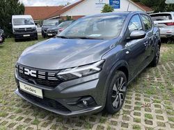 Grau Gebraucht 2025 Dacia Sandero Expression Kleinwagen | 15.999 € (Superpreis)