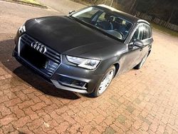Grau Gebraucht 2019 Audi A4 Sport Kombi | 17.500 € (Fairer Preis)