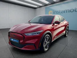 Rot Gebraucht 2023 Ford Mustang Mach-E SUV | 38.299 € (Fairer Preis)
