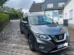 Silber Gebraucht 2017 Nissan X-Trail Tekna SUV | 15.500 € (Fairer Preis)