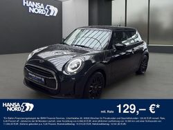 Schwarz / midnight black (metallic) Gebraucht 2022 Mini Cooper Classic Kleinwagen | 19.550 € (Guter Preis)