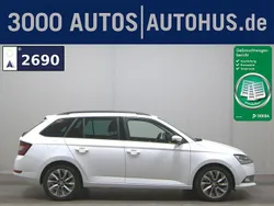 Weiss Gebraucht 2022 Skoda Fabia Clever Kombi | 10.980 € (Guter Preis)