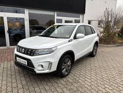 Weiß Gebraucht 2022 Suzuki Vitara Comfort SUV | 19.880 € (Guter Preis)