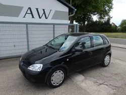 Schwarz Gebraucht 2002 Opel Corsa Comfort Kleinwagen | 610 € (Guter Preis)