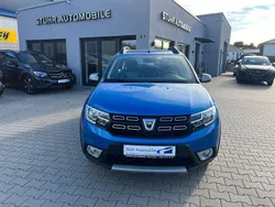 Blau Gebraucht 2020 Dacia Sandero Stepway Kleinwagen | 10.990 € (Guter Preis)