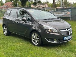Grau Gebraucht 2014 Opel Meriva Innovation Van / Kleinbus | 5.790 € (Fairer Preis)