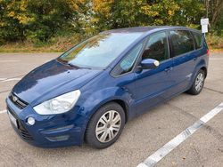 Blau Gebraucht 2011 Ford S-MAX Trend Van / Kleinbus | 3.500 €