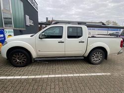 Weiß Gebraucht 2013 Nissan Navara Abholung | 9.500 €