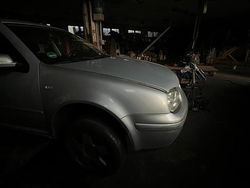 Gebraucht 2000 VW Golf IV Kleinwagen | 1.990 € (Guter Preis)